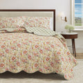 Floral Bloom Scalloped Quilt Set