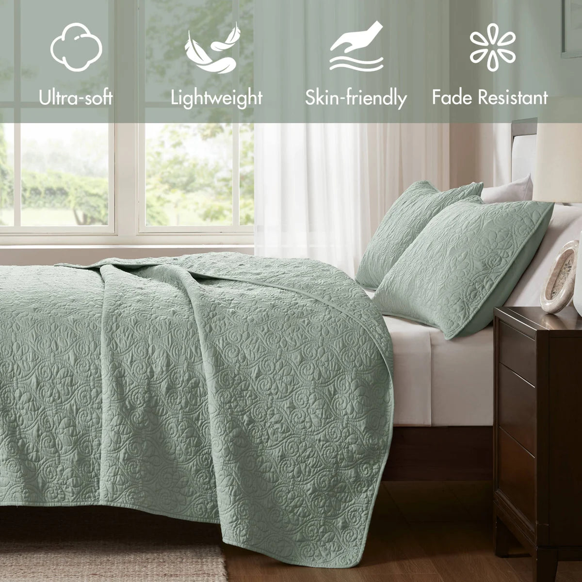 Quebec Reversible Bedspread Set
