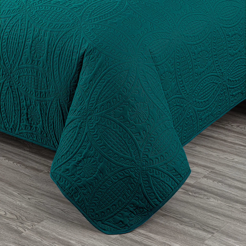 Austin Microfiber Reversible 3-Piece Coverlet / Bedspread Set